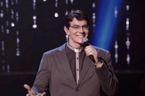 Pelo Nome (As Muralhas Vão Cair) | Padre Reginaldo Manzotti